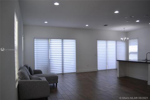 3525 W 97th St, Hialeah, FL 33018 photo 13