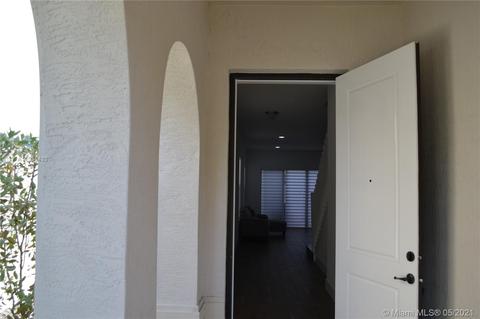 3525 W 97th St, Hialeah, FL 33018 photo 7