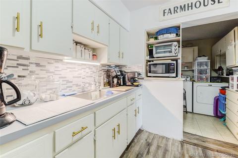 372 E 19th St, Hialeah, FL 33010 photo 14