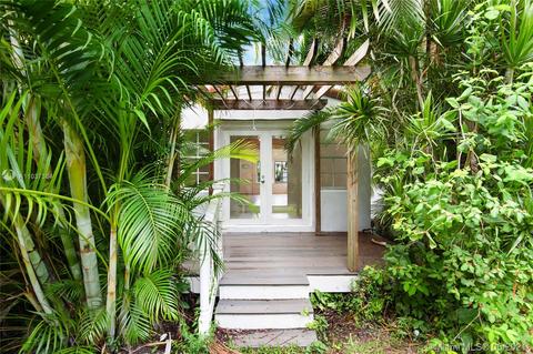 9049 Carlyle Ave, Surfside, FL 33154 photo 6