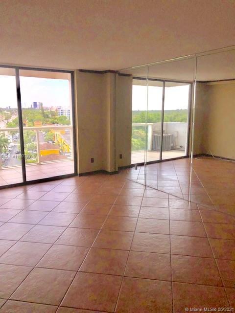 13499 Biscayne Blvd #801, North Miami, FL 33181 photo 1
