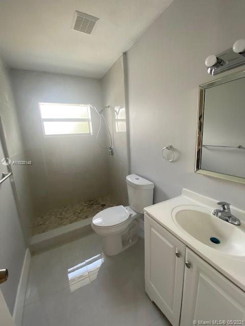 170 E 54th St, Hialeah, FL 33013 photo 7
