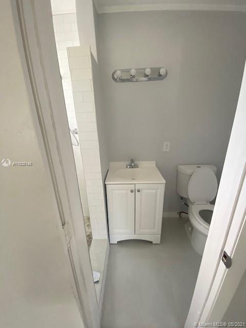 170 E 54th St, Hialeah, FL 33013 photo 11