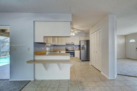 985 Todd St, Jupiter, FL 33458 photo 8