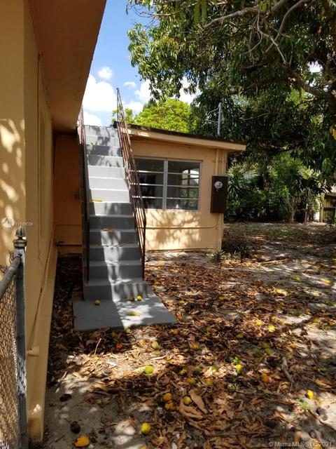 661 E 14th St, Hialeah, FL 33010 photo 6