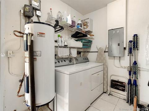 6930 Bamboo St, Miami Lakes, FL 33014 photo 21
