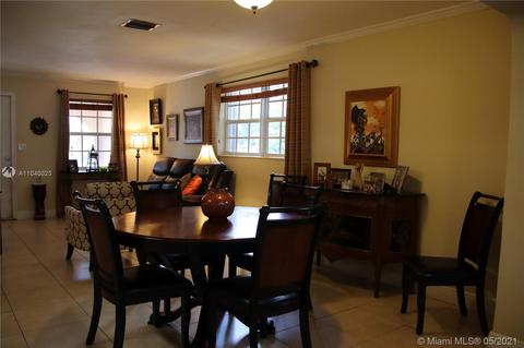 261 W 38 St, Hialeah, FL 33012 photo 13