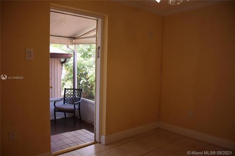 261 W 38 St, Hialeah, FL 33012 photo 35