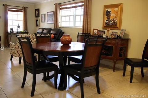 261 W 38 St, Hialeah, FL 33012 photo 23