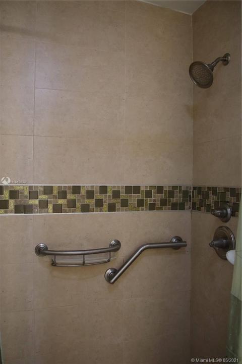 261 W 38 St, Hialeah, FL 33012 photo 39