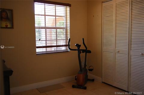 261 W 38 St, Hialeah, FL 33012 photo 31