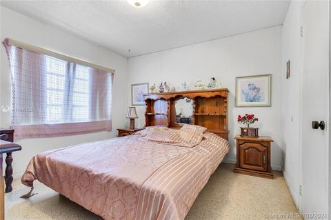5005 E 9th Ln, Hialeah, FL 33013 photo 36