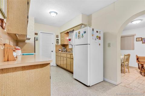 5005 E 9th Ln, Hialeah, FL 33013 photo 23