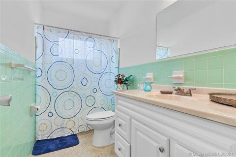 5005 E 9th Ln, Hialeah, FL 33013 photo 32