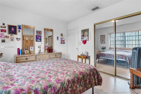 5005 E 9th Ln, Hialeah, FL 33013 photo 31