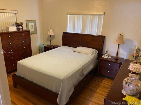 131 W 37th St, Hialeah, FL 33012 photo 9