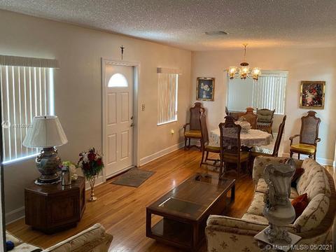 131 W 37th St, Hialeah, FL 33012 photo 8