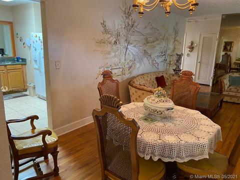 131 W 37th St, Hialeah, FL 33012 photo 6