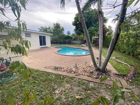 9471 Easter Rd, Cutler Bay, FL 33157 photo 3