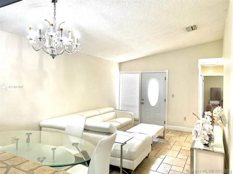 2860 W 75th St, Hialeah, FL 33018 photo 9