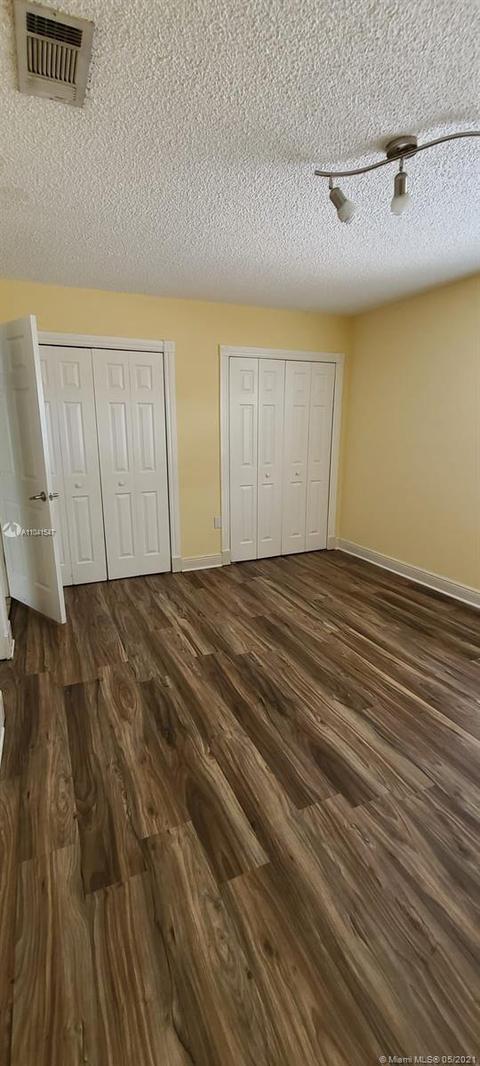 2860 W 75th St, Hialeah, FL 33018 photo 19