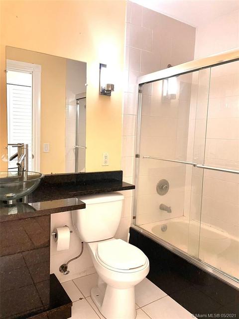 2860 W 75th St, Hialeah, FL 33018 photo 20