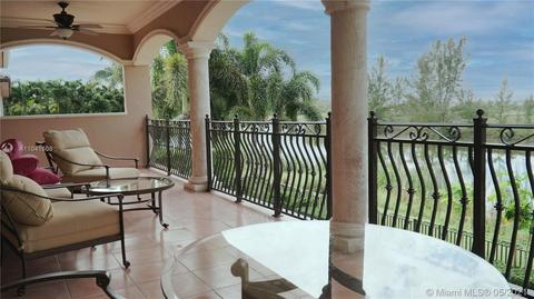 16100 NW 83rd Pl, Miami Lakes, FL 33016 photo 10