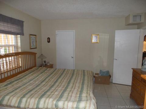853 E 19th St, Hialeah, FL 33013 photo 13