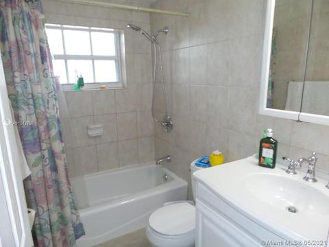 853 E 19th St, Hialeah, FL 33013 photo 10