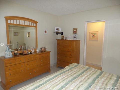 853 E 19th St, Hialeah, FL 33013 photo 9