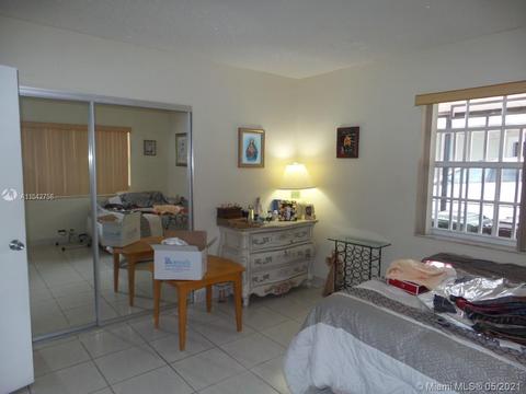 853 E 19th St, Hialeah, FL 33013 photo 5