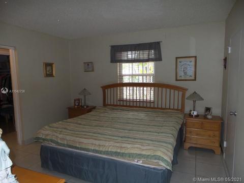 853 E 19th St, Hialeah, FL 33013 photo 8