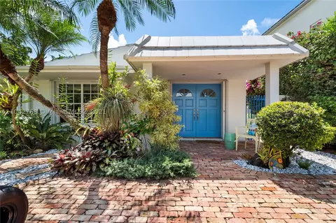 380 Ridgewood Rd, Key Biscayne, FL 33149 photo 1