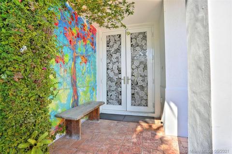 4 Coconut Ln, Key Biscayne, FL 33149 photo 3