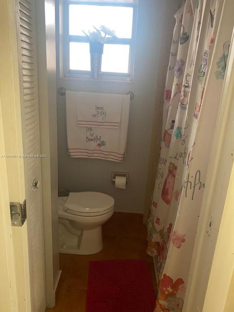 460 E 23rd St #416, Hialeah, FL 33013 photo 9