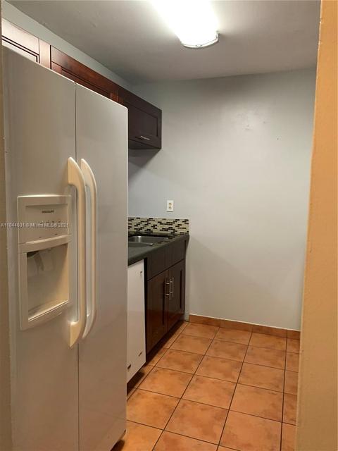 460 E 23rd St #416, Hialeah, FL 33013 photo 14