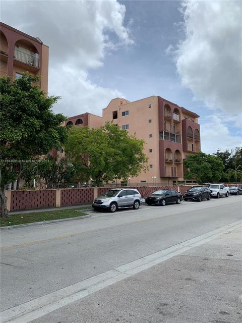 460 E 23rd St #416, Hialeah, FL 33013 photo 4