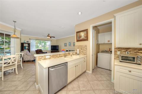 1455 SE Legacy Cove Cir, Stuart, FL 34997 photo 12