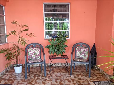 760 E 5th St, Hialeah, FL 33010 photo 6