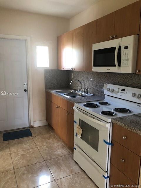 251 E 12 St, Hialeah, FL 33010 photo 3