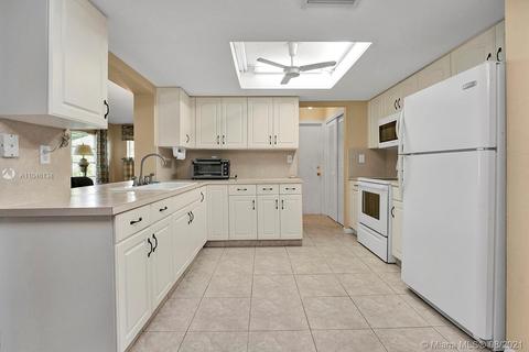 1655 NW 68th Ter, Margate, FL 33063 photo 3
