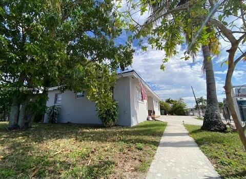 954 SE 3rd Pl, Hialeah, FL 33010 photo 3