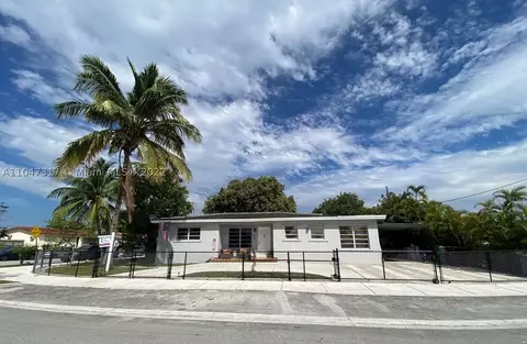 954 SE 3rd Pl, Hialeah, FL 33010 photo 1