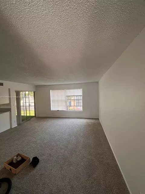 4241 NW 19th St #170, Lauderhill, FL 33313