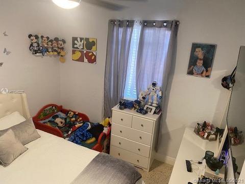 431 E 37th St, Hialeah, FL 33013 photo 10