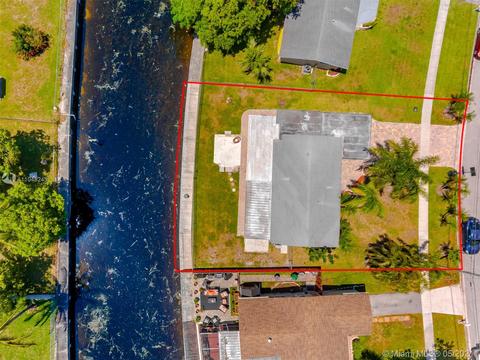 1017 E River Dr, Margate, FL 33063 photo 34