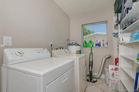 1017 E River Dr, Margate, FL 33063 photo 24