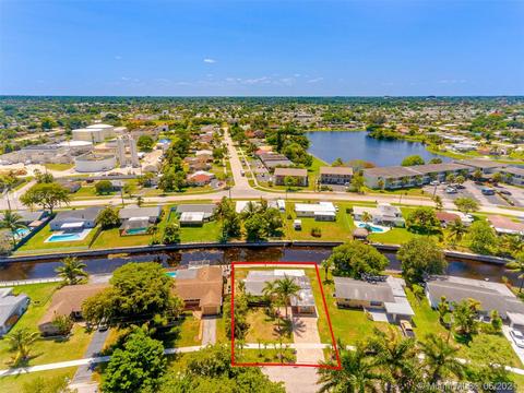 1017 E River Dr, Margate, FL 33063 photo 3