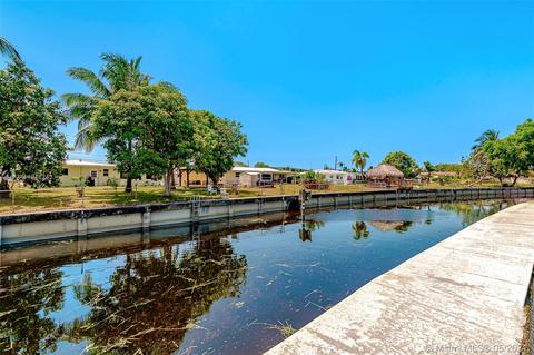 1017 E River Dr, Margate, FL 33063 photo 27