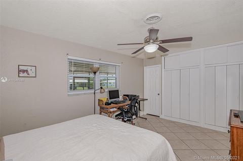 1017 E River Dr, Margate, FL 33063 photo 15